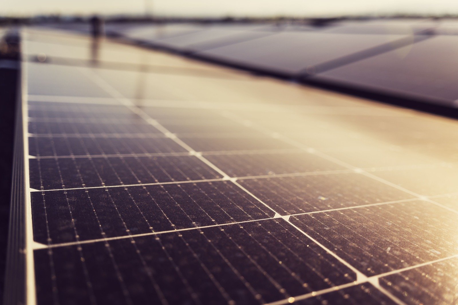 Solar Inverters & Power Systems